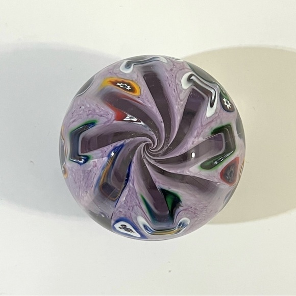 Wheaton Village glass art paperweight signed by WH - Picture 5 of 10